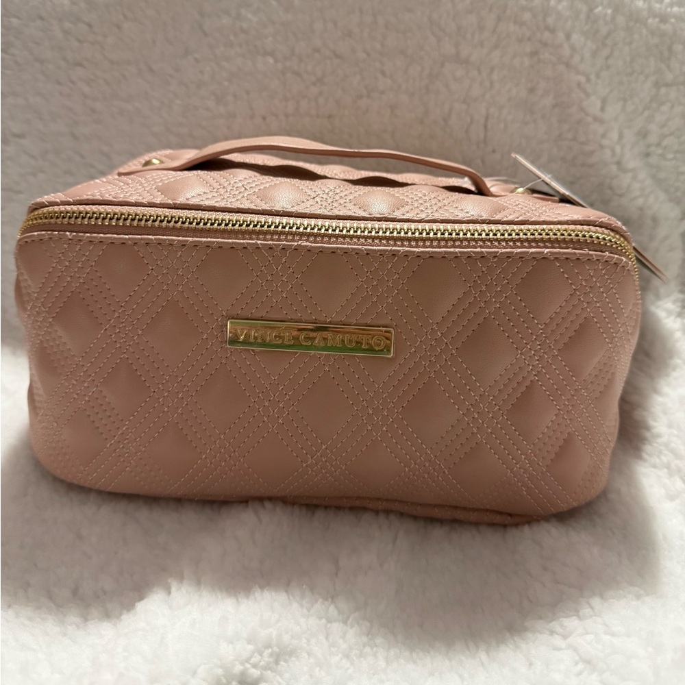 Vince Camuto Blush Pink Quilted Cosmetic Bag NWT - Picture 4 of 10